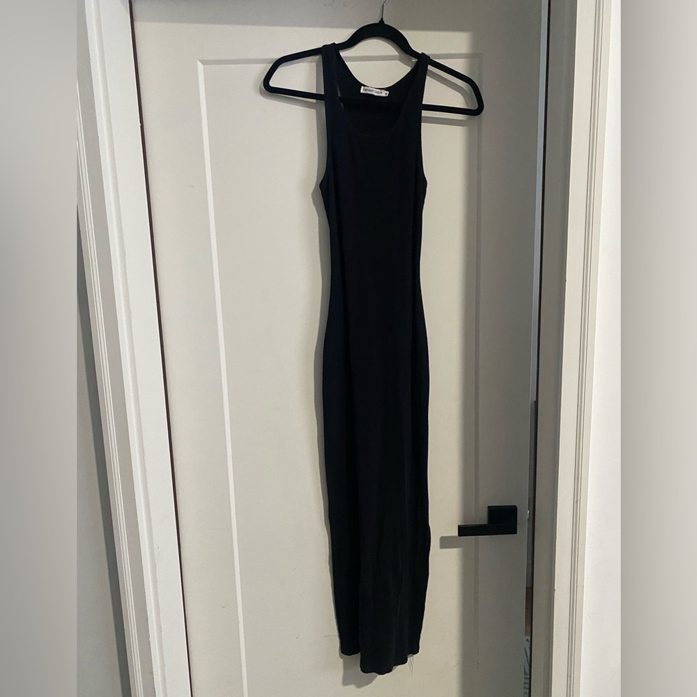 Chic Black Sleeveless Maxi Dress